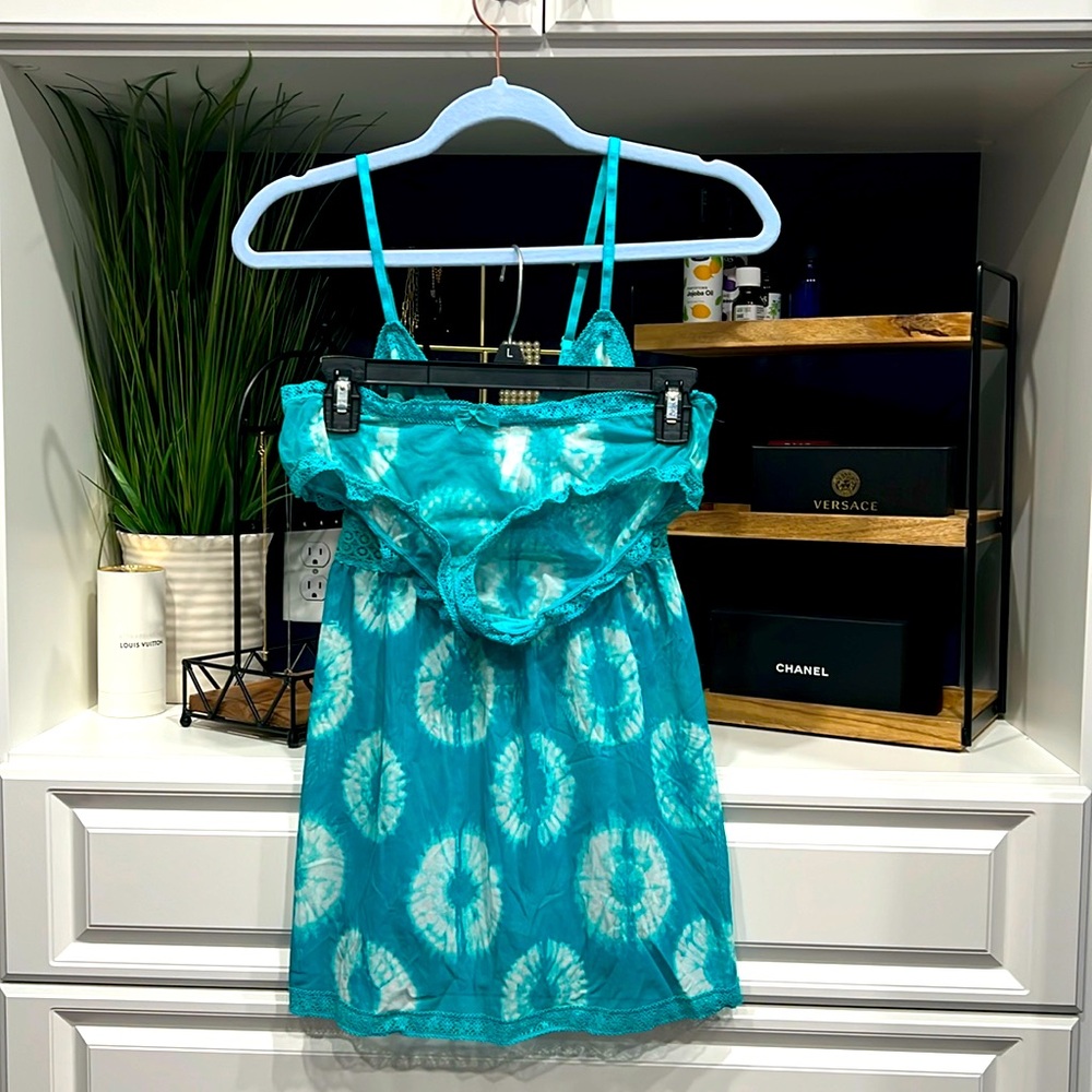 CALYPSO So. Barth FOR TARGET® Sheer 2 piece pj size L Agua blue with tie dye